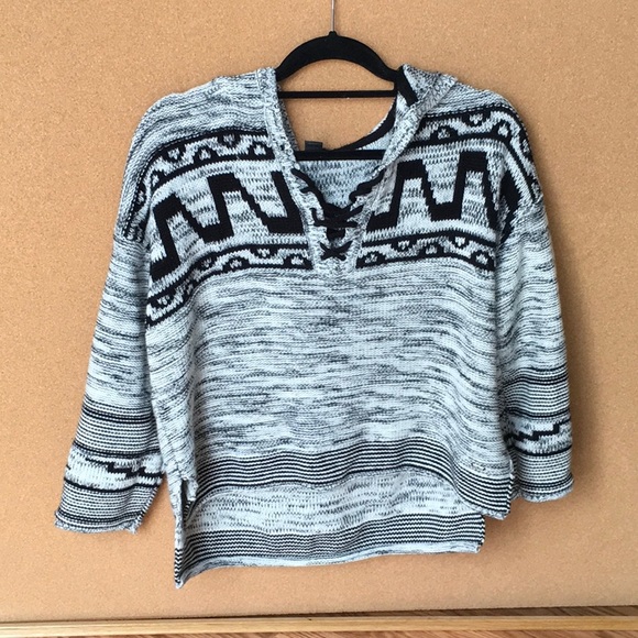 Forever 21 Tops - Forever 21 Hoodie